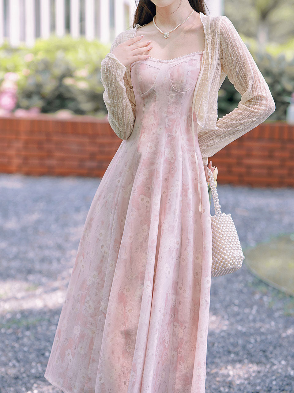 Pink Spaghetti Strap Sleeve 1950S Vintage Dress With Lace Cape