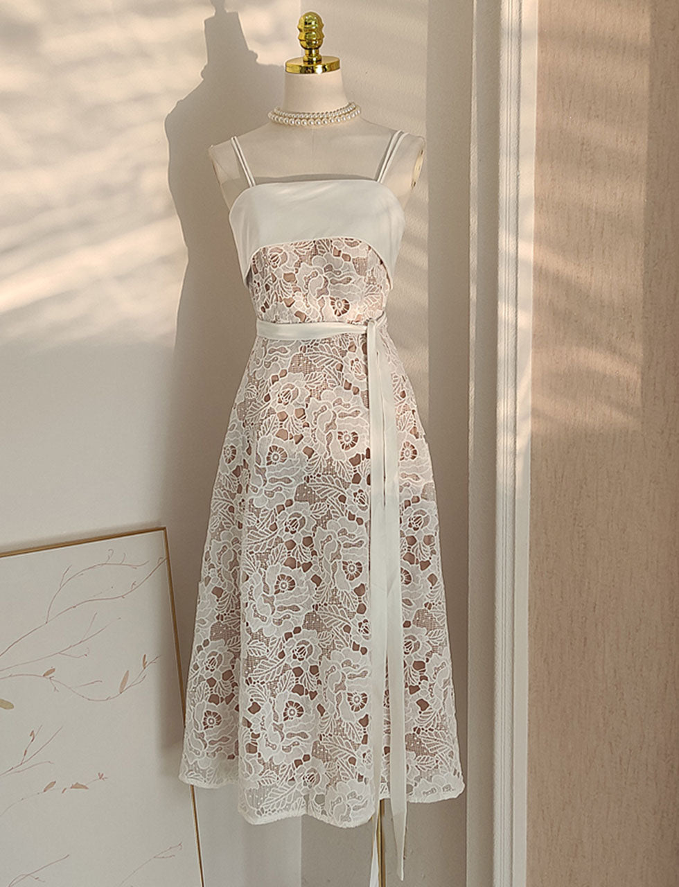 White Lace Spaghetti Strap Gown Party Dress